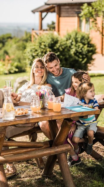 Avec hoomy profitez pleinement de votre résidence secondaire en famille